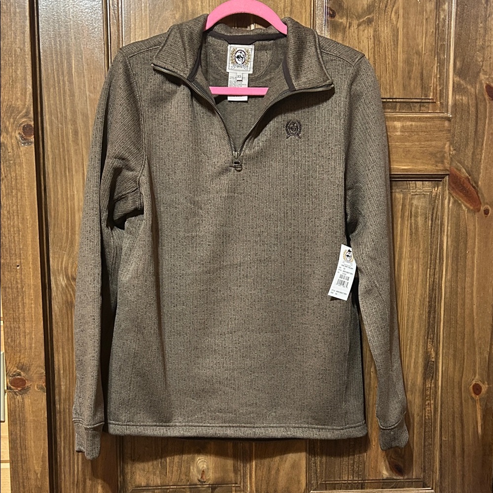 Men’s cinch quarter zip.